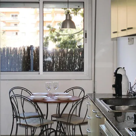 Apartment 2 Bedroom Lovely In